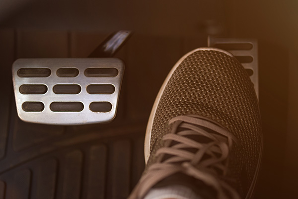 What Causes My Car to Vibrate When Accelerating?
